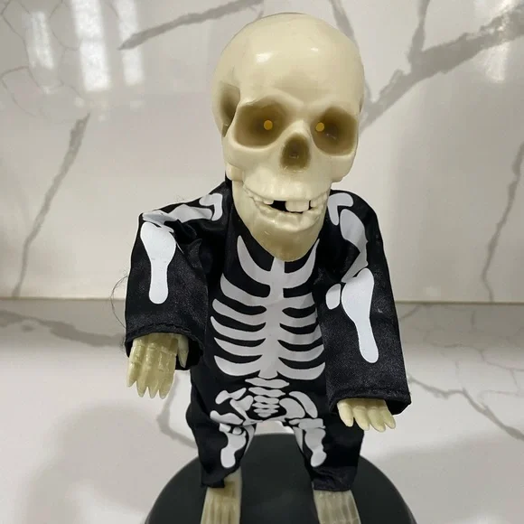Gemmy grave raver dancing skeleton (works) -Halloween - Picture 3 of 7